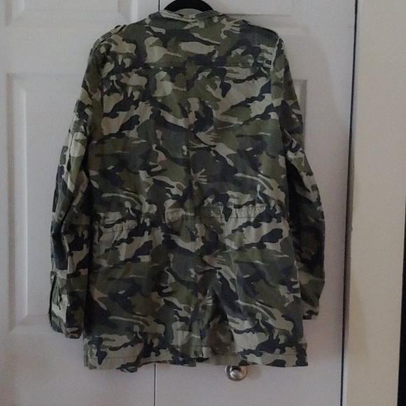 NWOT Love & Legend Camo Jacket - Picture 6 of 7